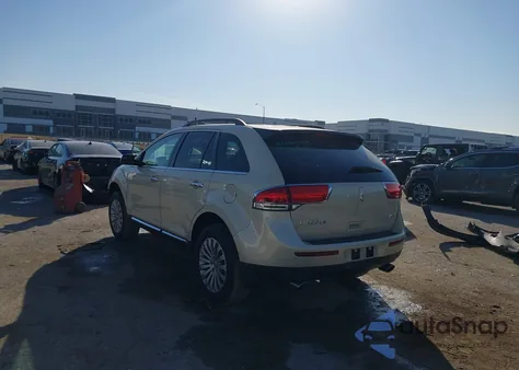 2014 Lincoln Mkx z USA, uszkodzony, nr VIN 2LMDJ6JKXEBL14827